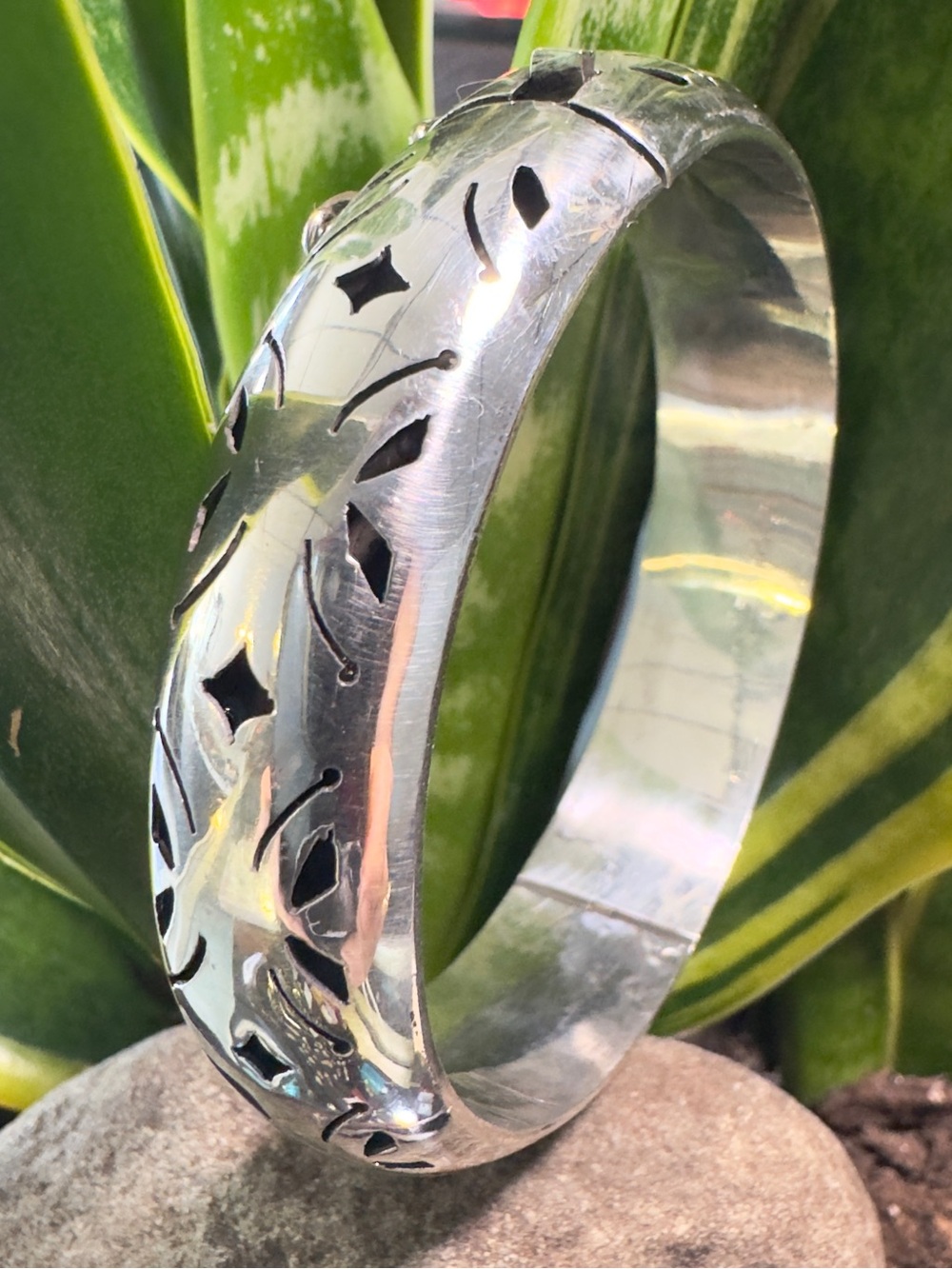 Sterling hinge bangle bracelet